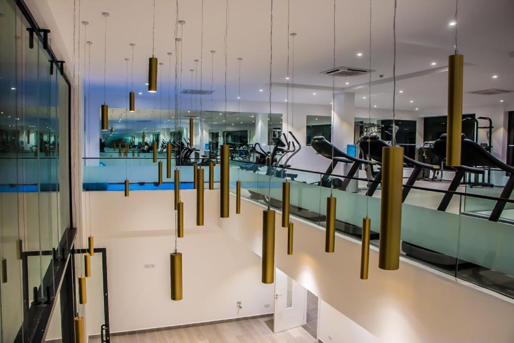 Embassy Gardens Luxury Suites Cpg 아크라 외부 사진