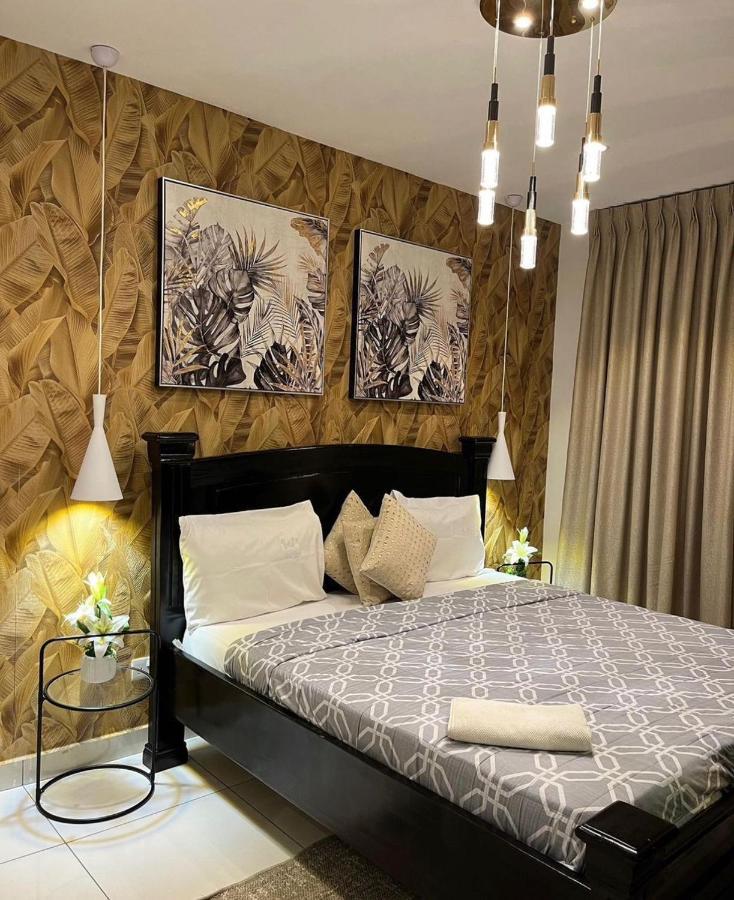 Embassy Gardens Luxury Suites Cpg 아크라 외부 사진