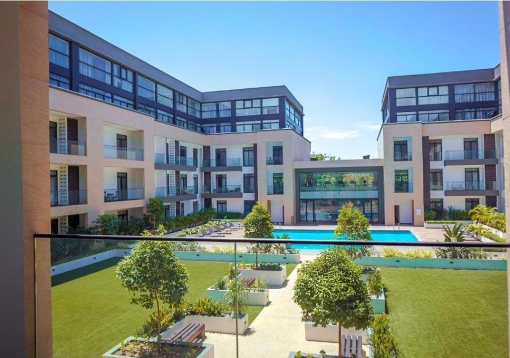 Embassy Gardens Luxury Suites Cpg 아크라 외부 사진