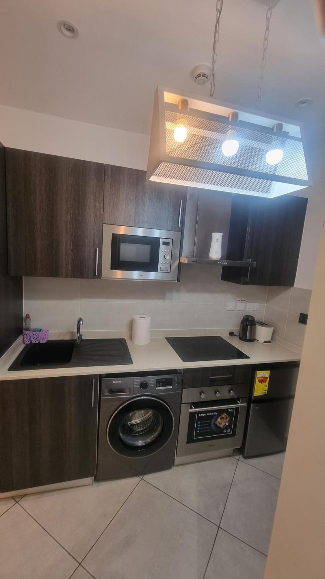 Embassy Gardens Luxury Suites Cpg 아크라 외부 사진