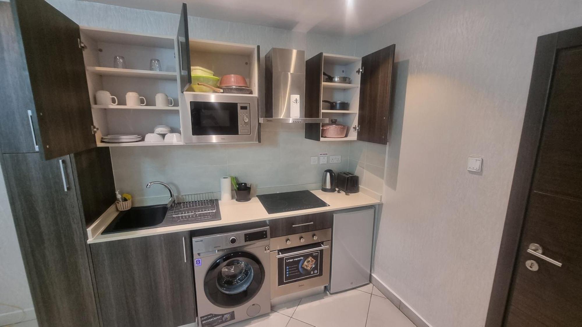 Embassy Gardens Luxury Suites Cpg 아크라 외부 사진