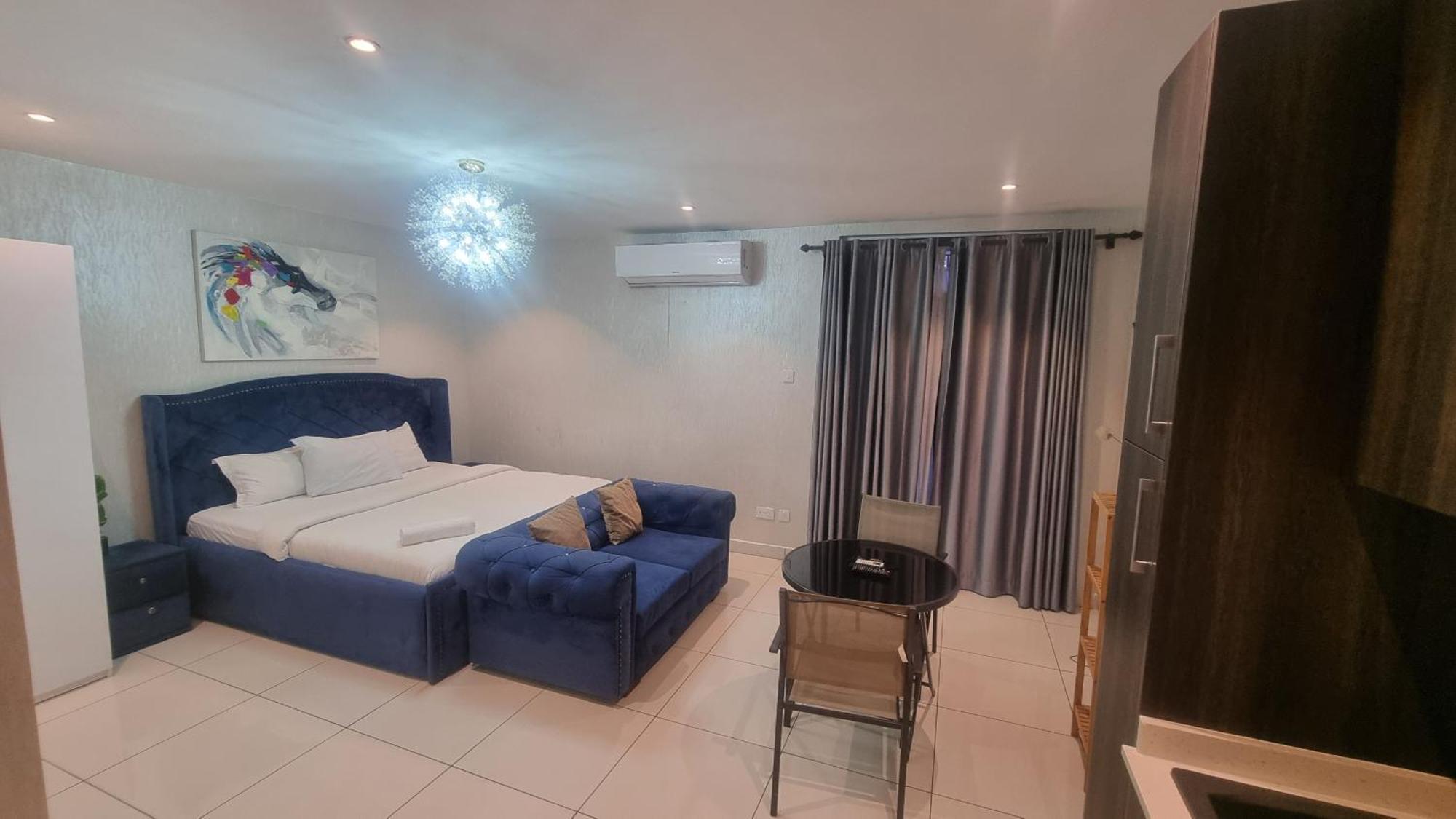 Embassy Gardens Luxury Suites Cpg 아크라 외부 사진