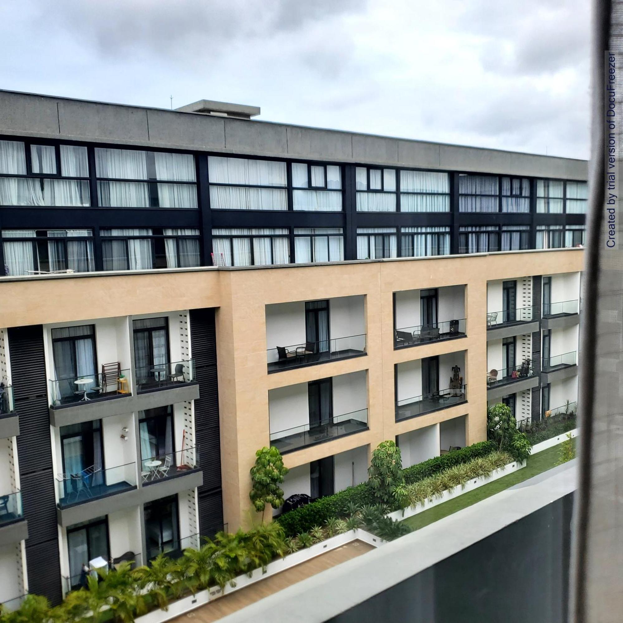 Embassy Gardens Luxury Suites Cpg 아크라 외부 사진