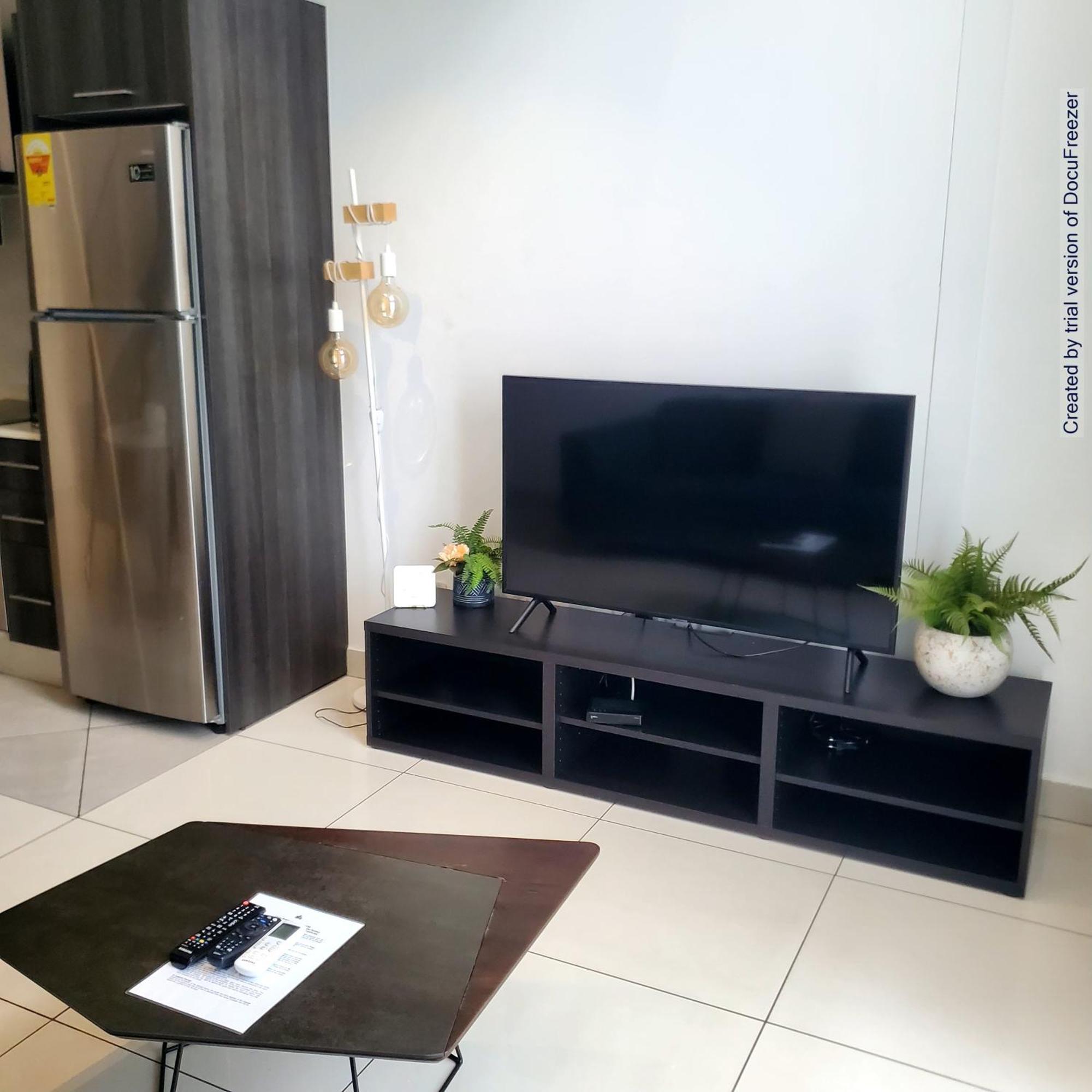 Embassy Gardens Luxury Suites Cpg 아크라 외부 사진