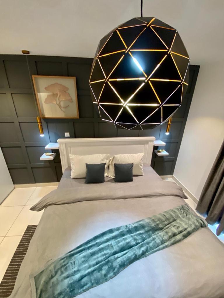 Embassy Gardens Luxury Suites Cpg 아크라 외부 사진